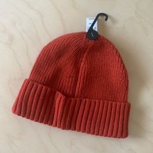 NWT Banana Republic Factory Knit Beanie - Orange Lava